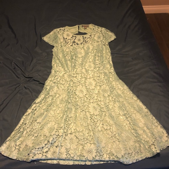 Suzy Shier Dress - Picture 2 of 3